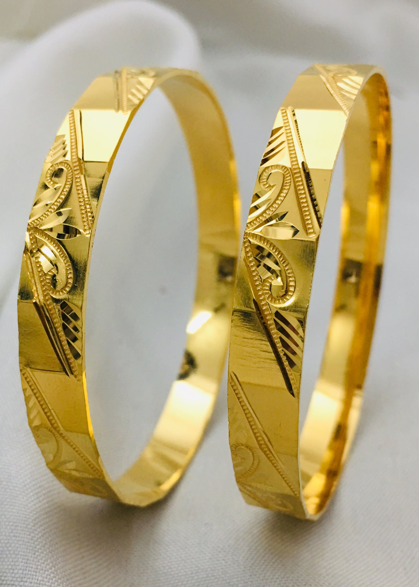 PAILU PATLI BANGALES