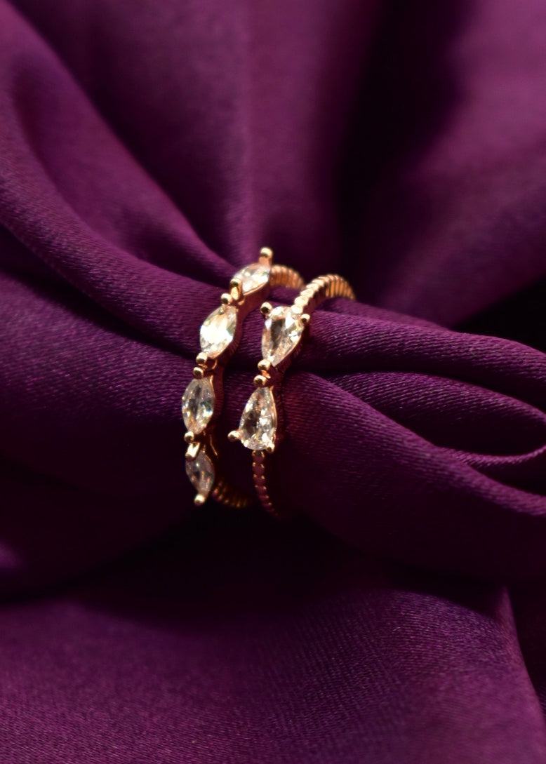 GLEAMING ROSE GOLD FINGER RING