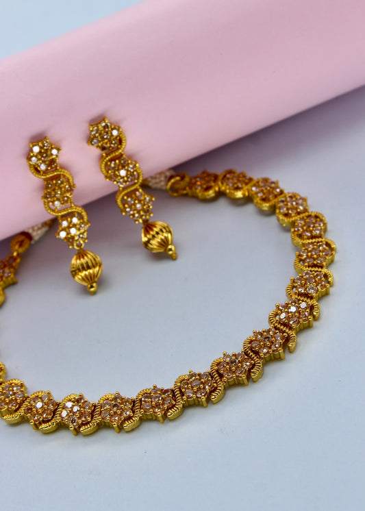 UNIQUE DESIGNER NECKLACE