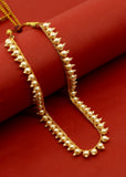 PRETTY PEARLS NECKLACE