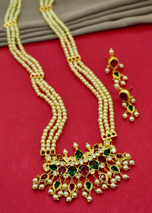 ENTICING DROPLET DESIGNER NECKLACE