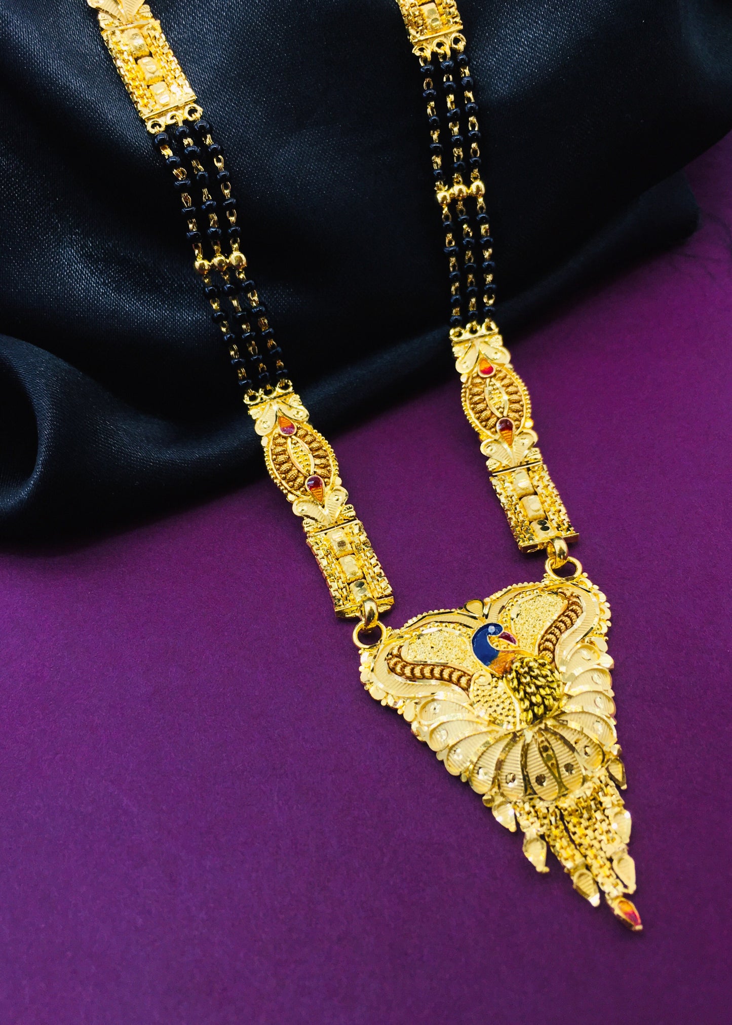 GRACEFUL DESIGNER MANGALSUTRA