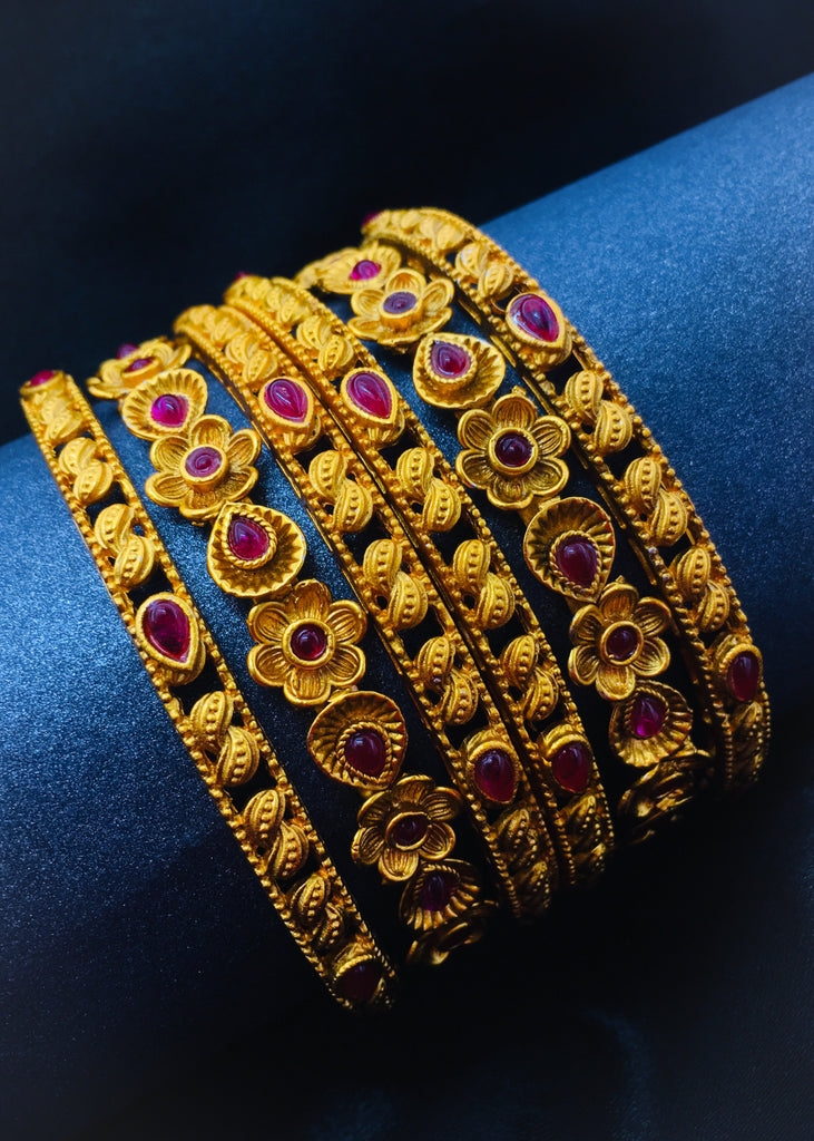 Sonchafa jewellers store bangles designs