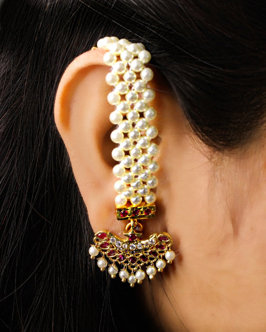 DELICATE EAR-KANCHAIN