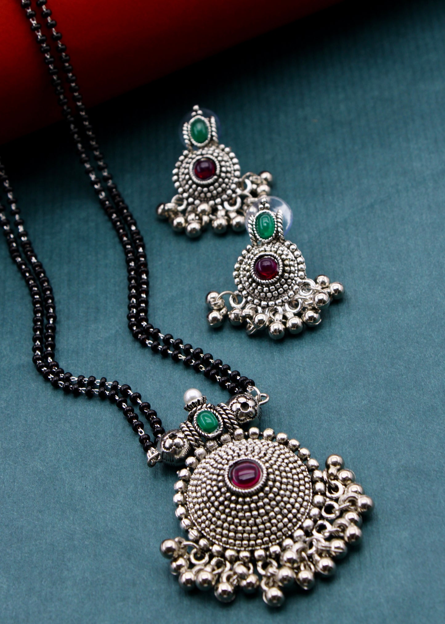 ROUND PENDANT OXIDISED MANGALSUTRA