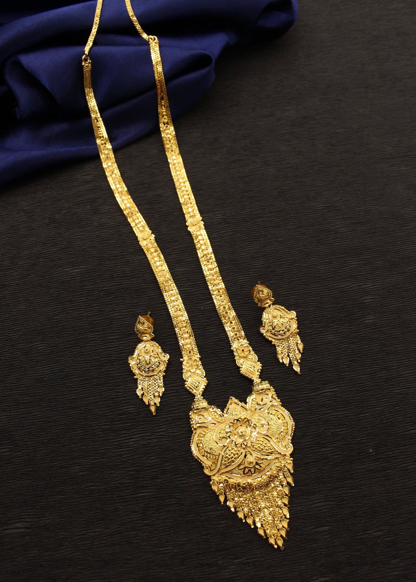 FLORET DESIGNER NECKLACE SET