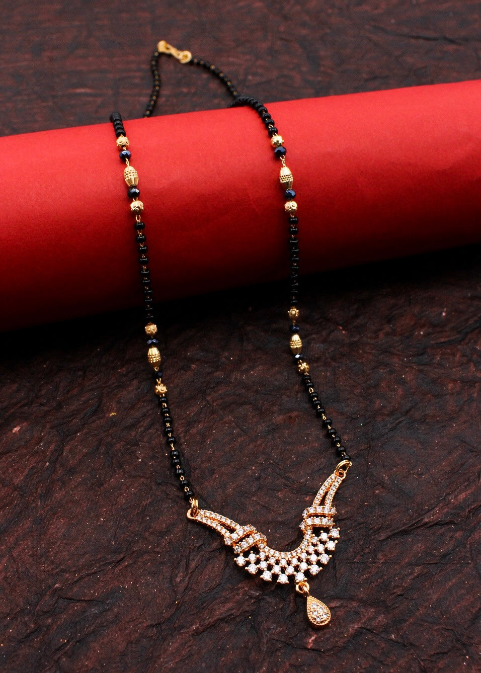 UNIQUE DESIGNER MANGALSUTRA – Sonchafa