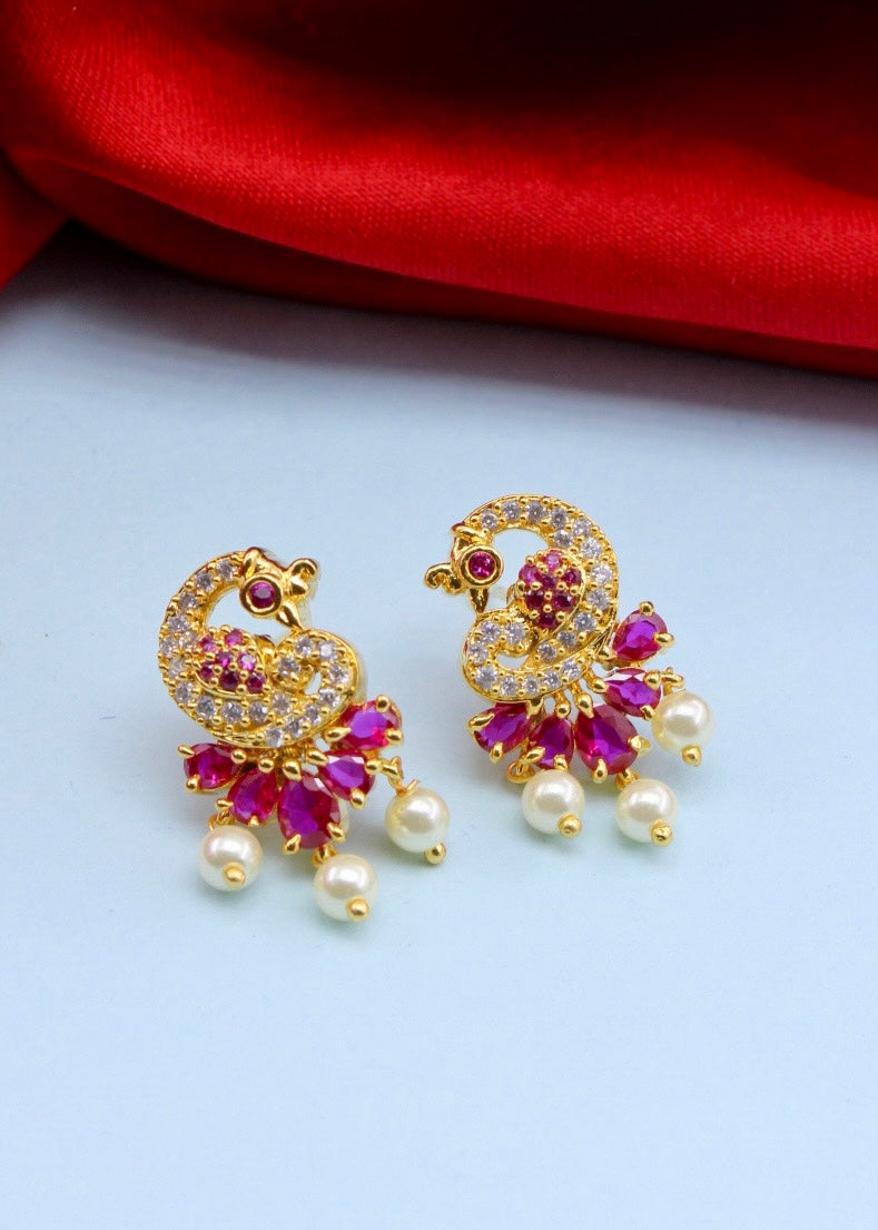 ATTRACTIVE PEACOCK STUDS