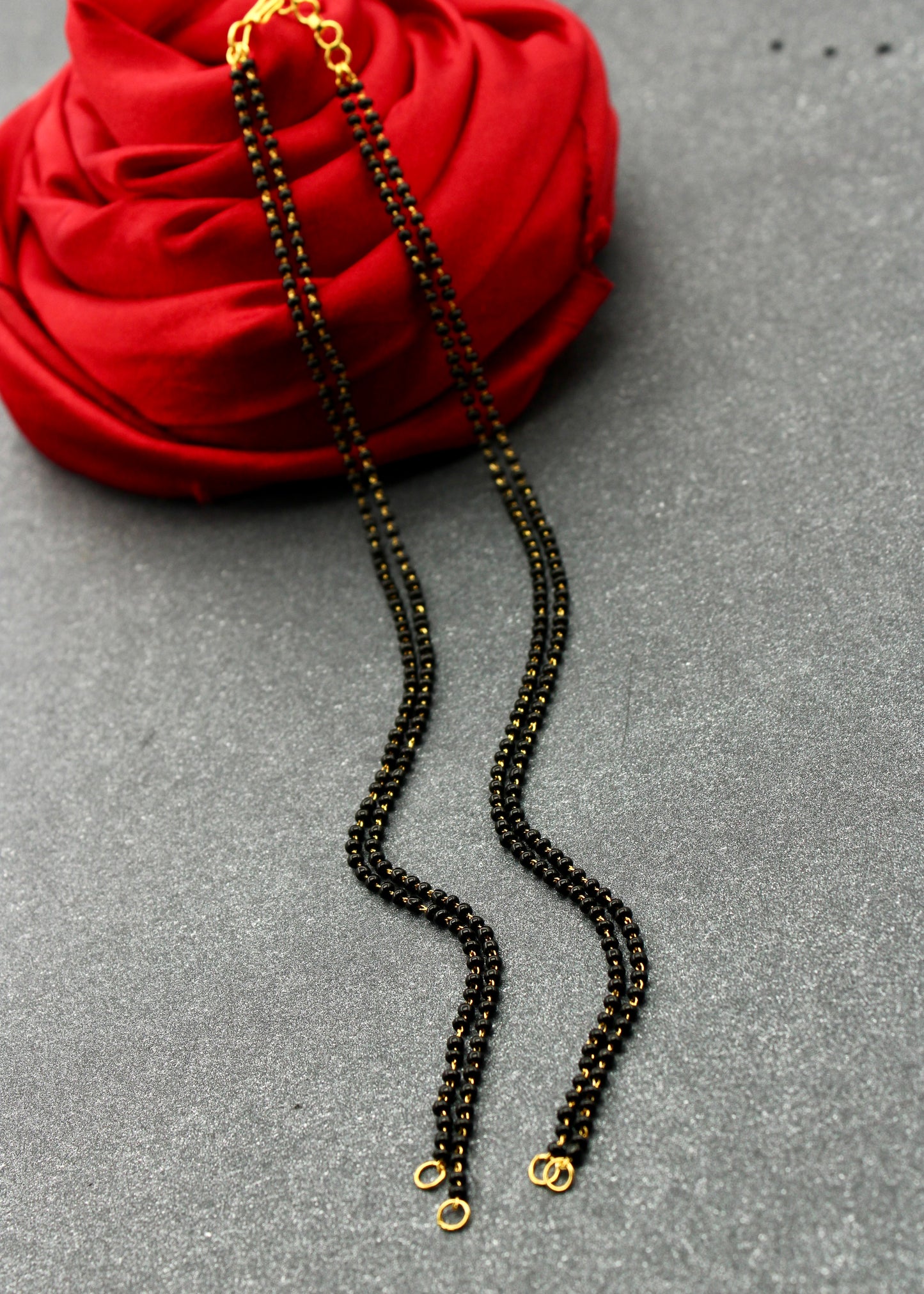 ELEGANT MANGALSUTRA SAR