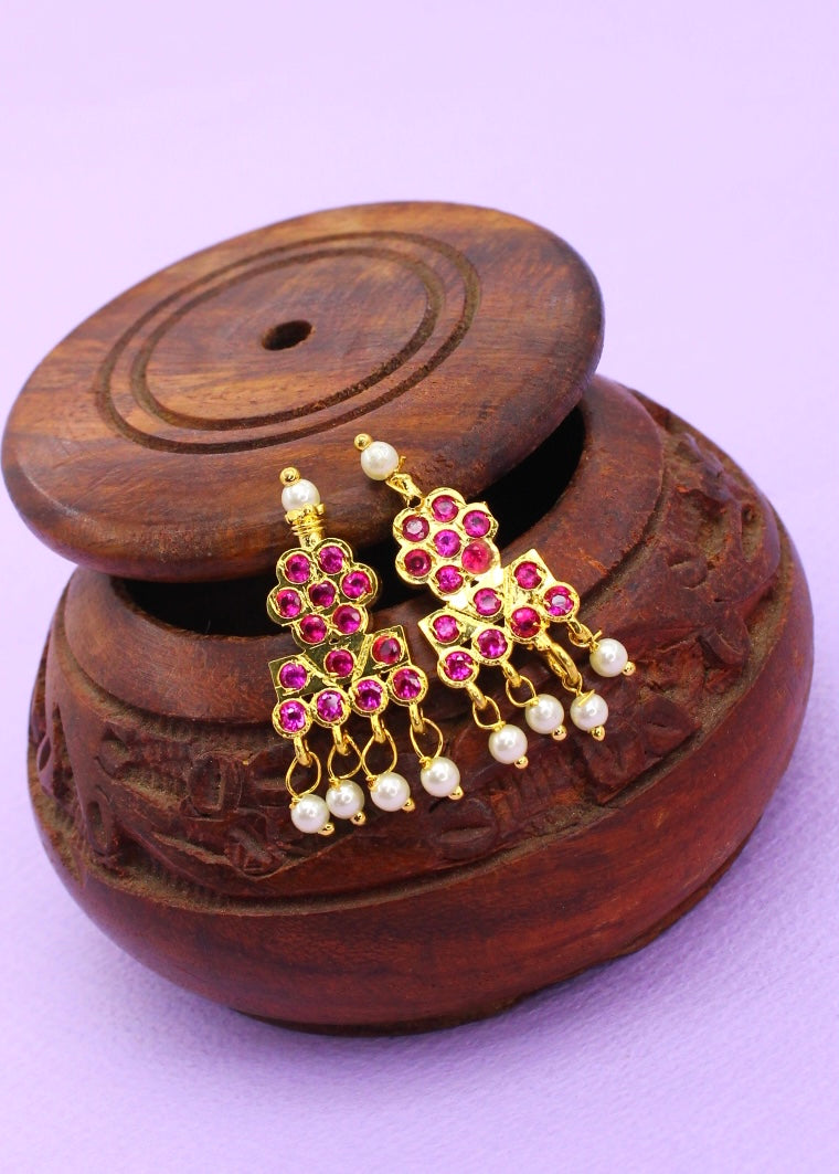 DAINTY FLORAL EARRINGS