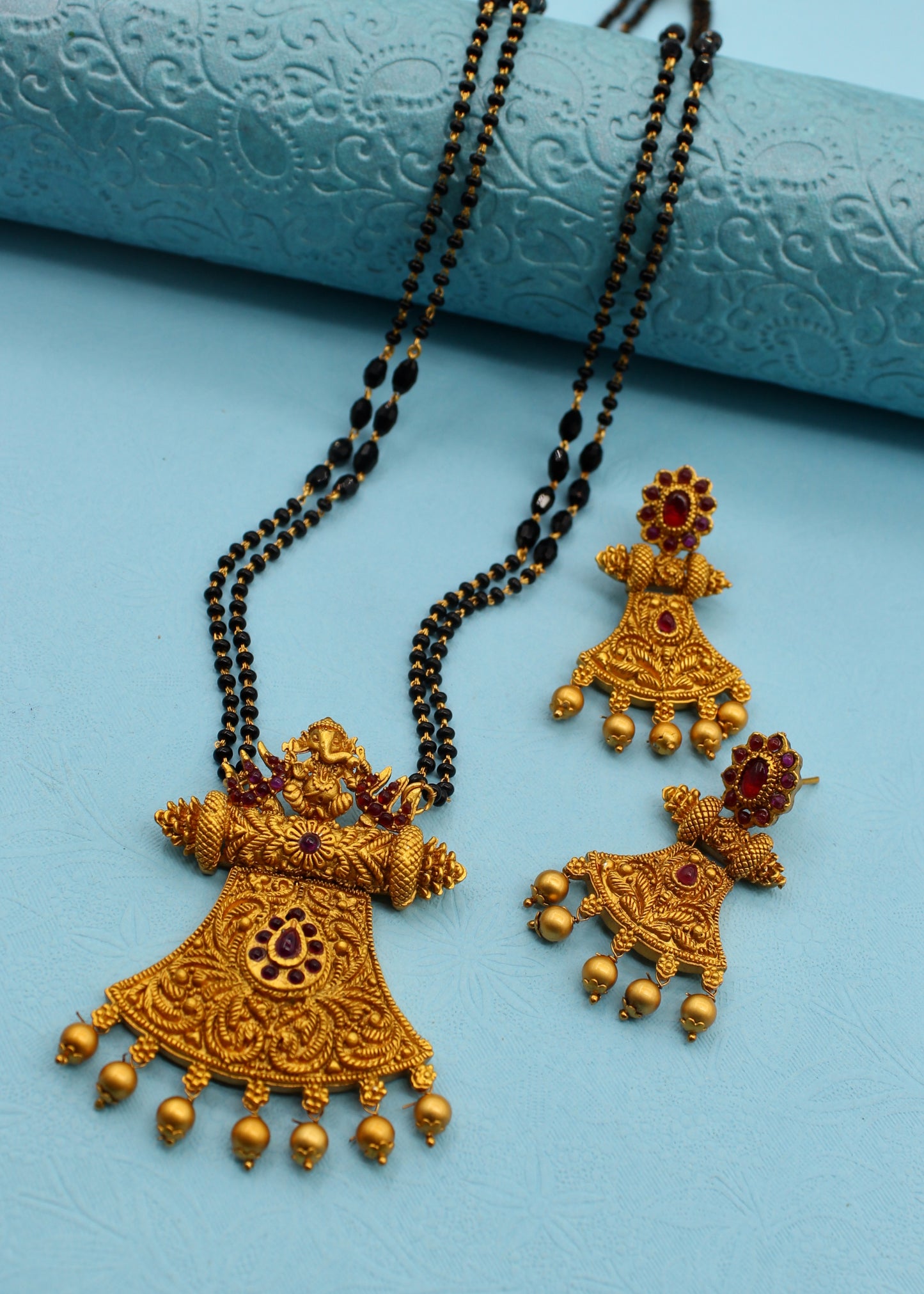 ROYAL TEMPLE PESHWAI MANGALSUTRA