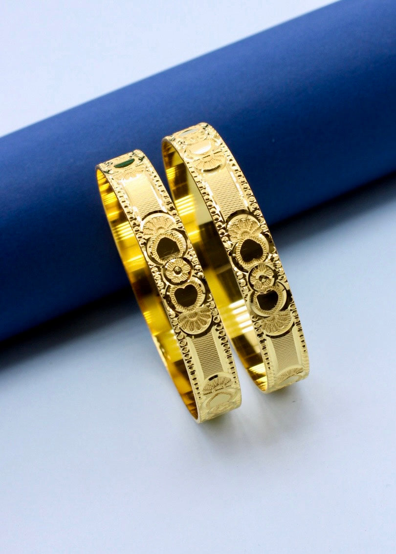STUNNING GOLD PLATED BANGLES